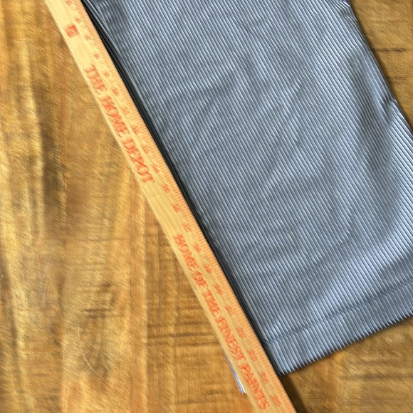 High Rise Easy Wide-Leg Khakis - Picture 3 of 5